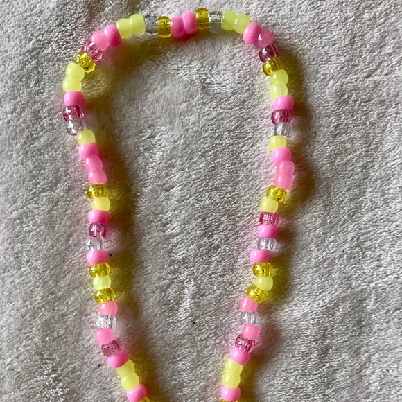 Fluttershy MLP Kandi Necklace - Picture 3 of 4